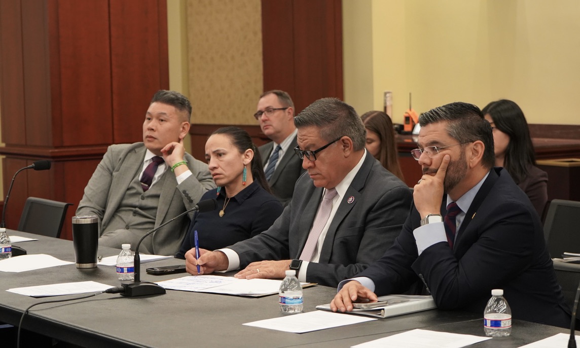 B0CA43E0-7E66-4644-B37F-E0B53EEA09A2_1_105_c